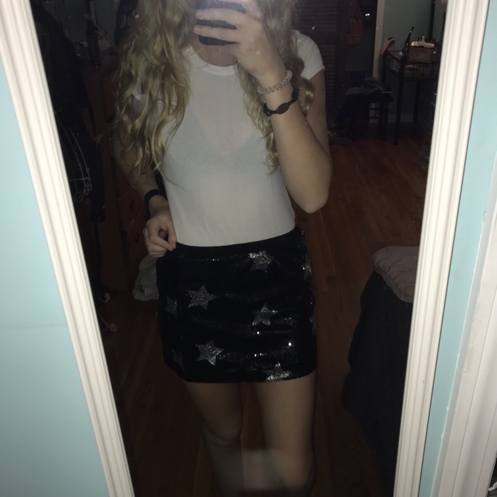 Sparkled mini skirt